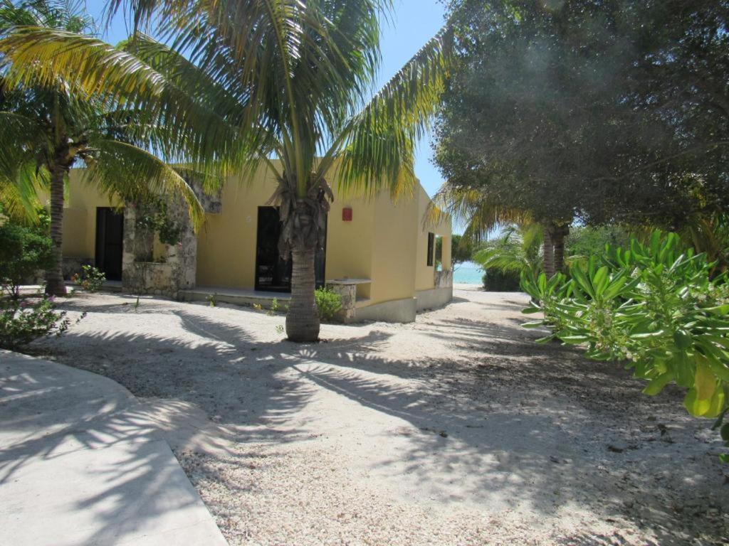 Two Bedroom Beachfront Villa Celestun Exterior foto